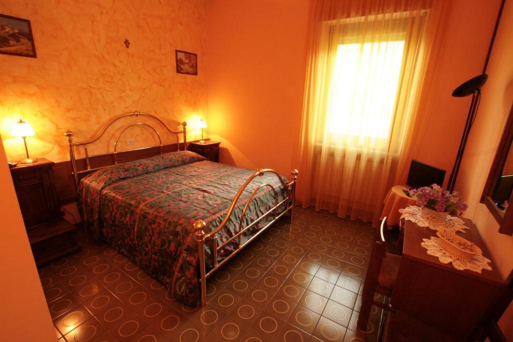 Hotel Sarre Pokój zdjęcie