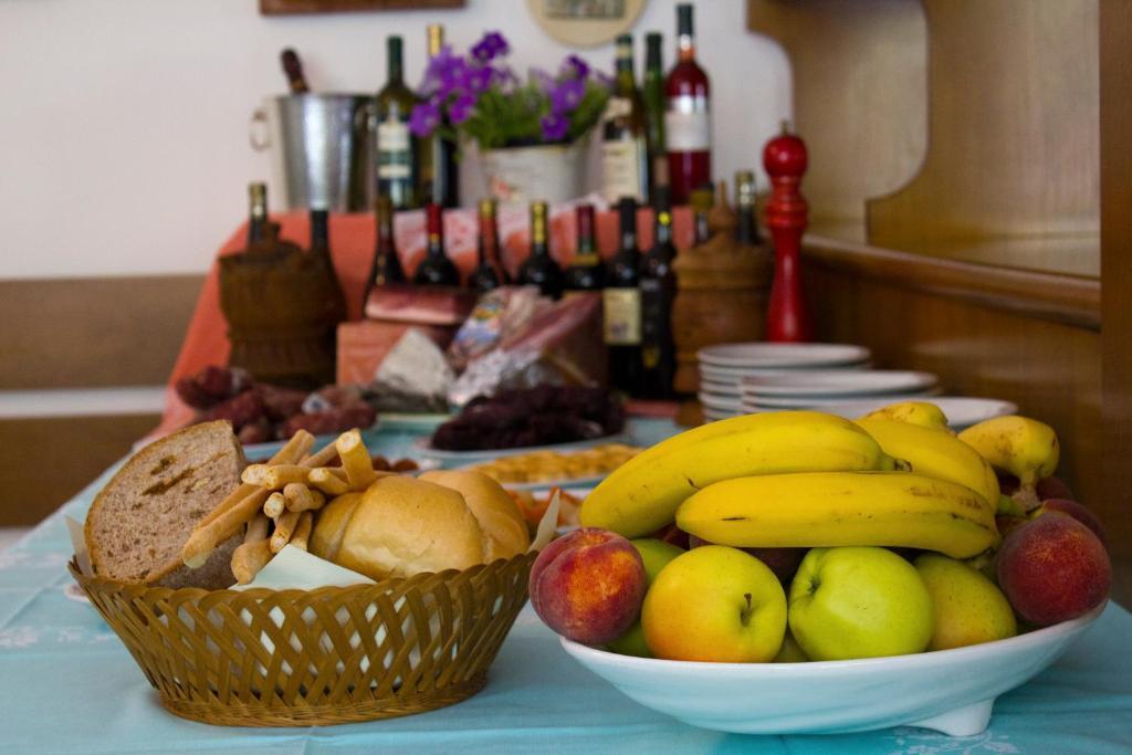 Hotel Sarre Zewnętrze zdjęcie